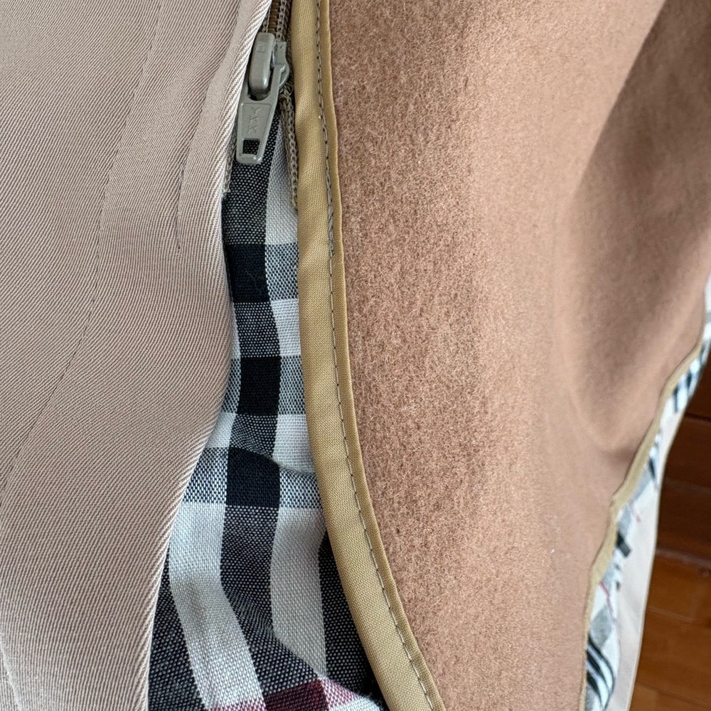 90’s-Era Vintage BURBERRY Trench Coat, Minimalist à la CBK, Size 6 - Picture 5 of 8